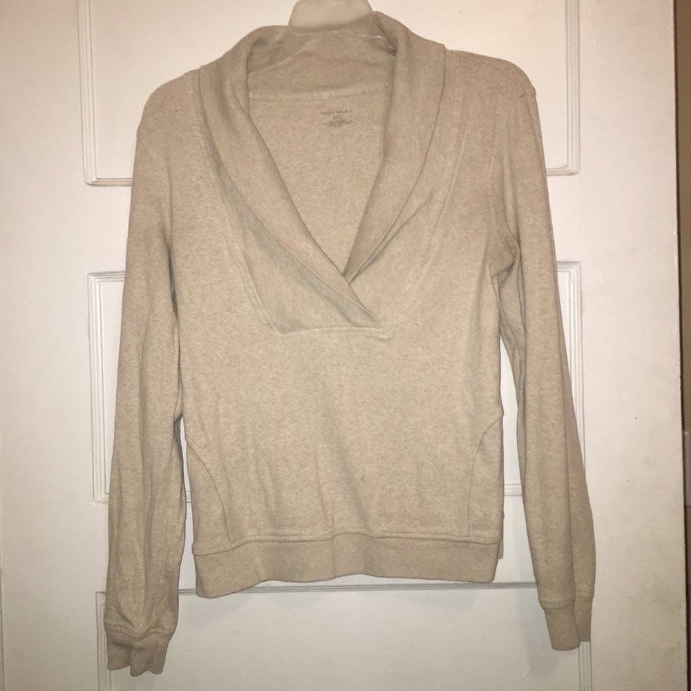 v-neck fold trim sweater